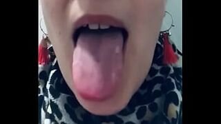 Tongue for circumcised arab cock